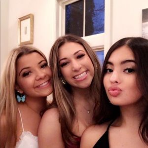 Meet your Posher, Melissa